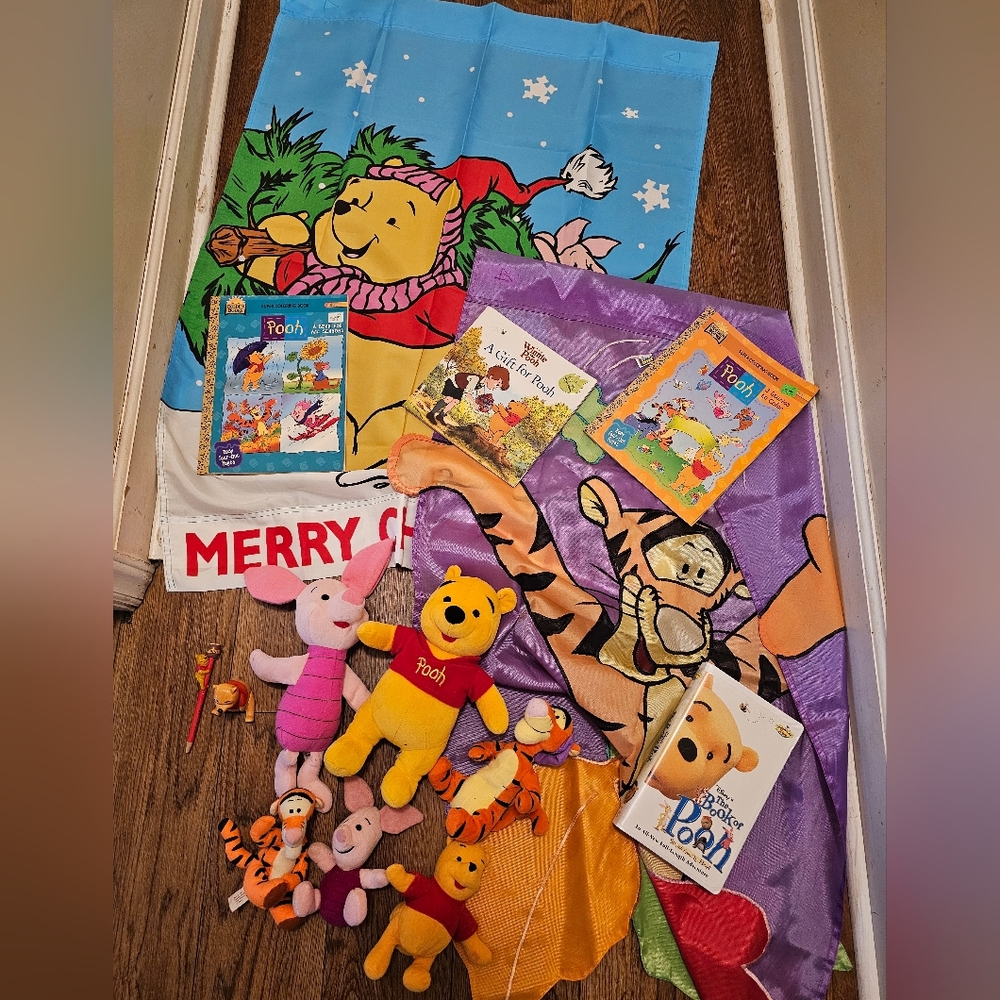 Vtg Winnie The Pooh Piglet‎ Tigger Lot Plush Books Vhs Flags 90s Disney UK Color
